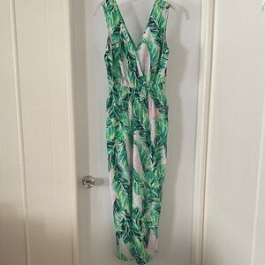 🌺3/$18 Sale Tropical Green Leaf Print Jumpsuit